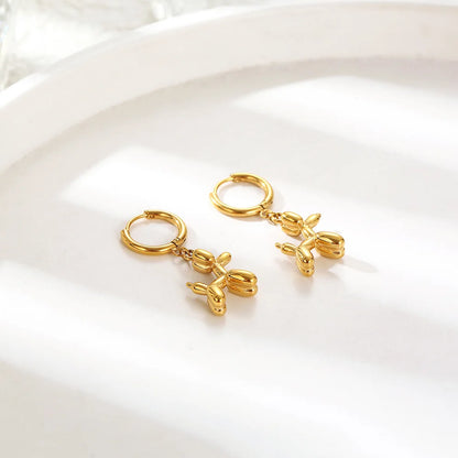 Elegant MINI Goldene Huggie-Creolen mit Verspieltem Ballonhund-Anhänger